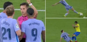 Barcelona’s Frenkie de Jong picked up an incredibly harsh red card vs Cadiz