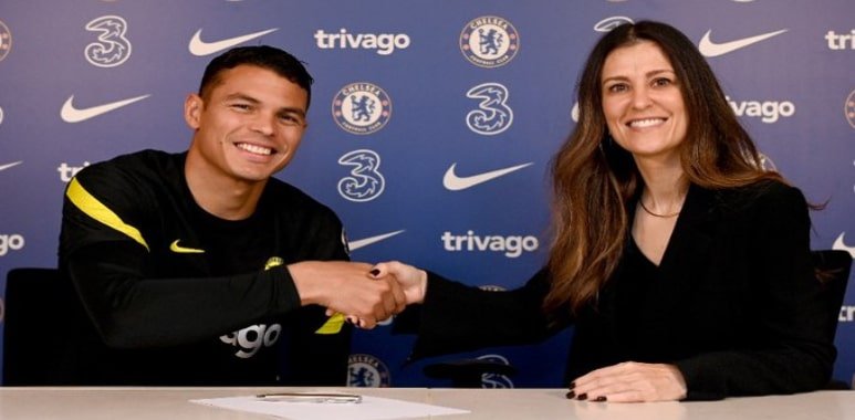Thiago Silva signs one-year contract extension with Chelsea