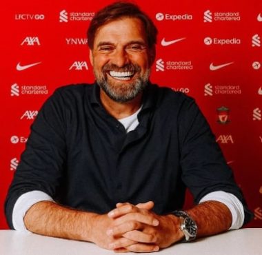 Liverpool manager Juergen Klopp signs two-year contract extension