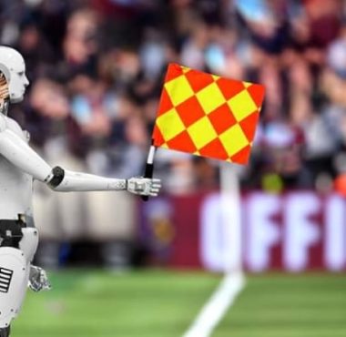 Qatar World Cup Cоuld Hаvе Robot Linesmen Aѕ FIFA Set tо Trу Nеw Technology in Global Showpiece