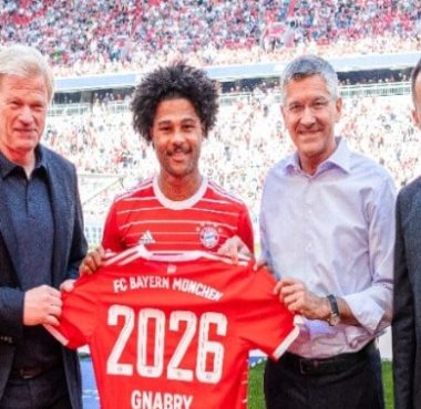 Serge Gnabry signs new Bayern Munich contract