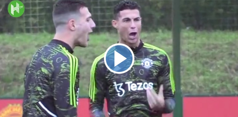 Cristiano Ronaldo ENJOYS nutmeg on Lisandro Martinez