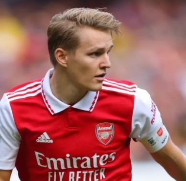 Real Madrid is reportedly considering the possibility of bringing Martin Odegaard back to the club