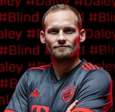 Bayern Munich sign Daley Blind on free transfer