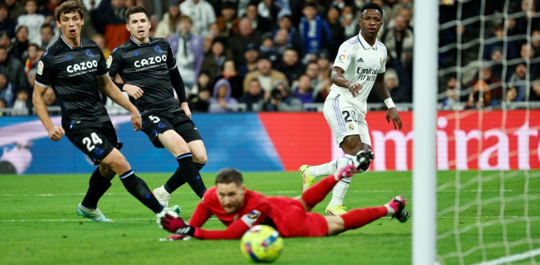 Goalless draw sees Real Madrid lose ground in title race