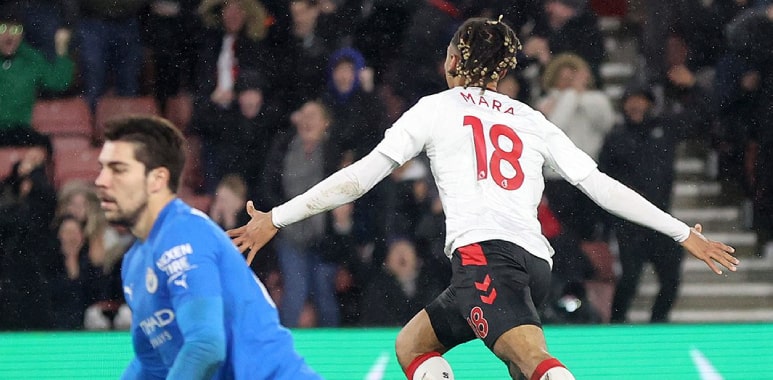 Southampton stun Manchester City to reach semi-finals