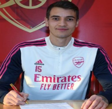 Arsenal sign Kiwior from Spezia on long-term contract