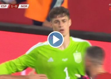 Video AMAZING! Kepa performs incredible miracle and saves Spain against Norway
