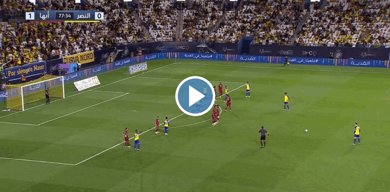 Video Cristiano Ronaldo scoring a free kick from 35 yards out