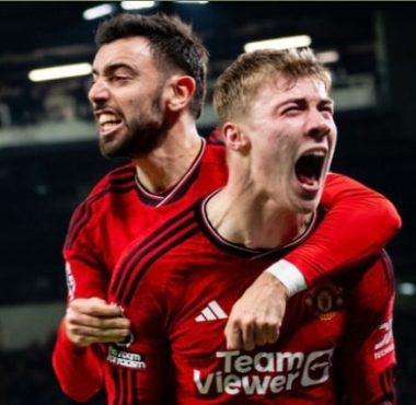 Rasmus Hojlund rescues Manchester United with dramatic late winner