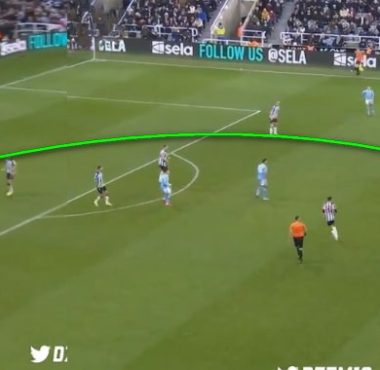 Video: World-class assist from De Bruyne helps Oscar Bobb Rescues Manchester City