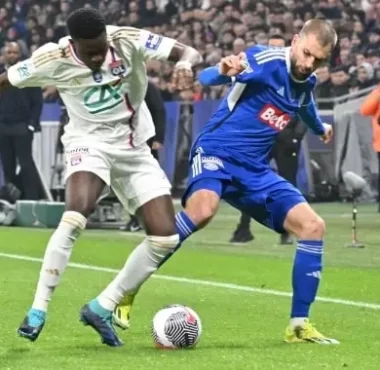 Dominating Victory: Lyon's Resurgence in French Cup Semi-finals