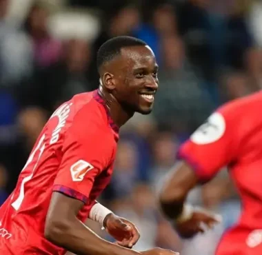 Dodi Lukébakio's Double Secures Sevilla's Away Win