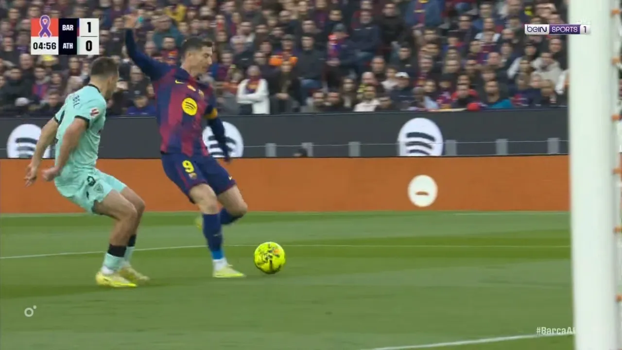 Lewandowski First Goal New Camp Nou 1-0 vs Athletic Club